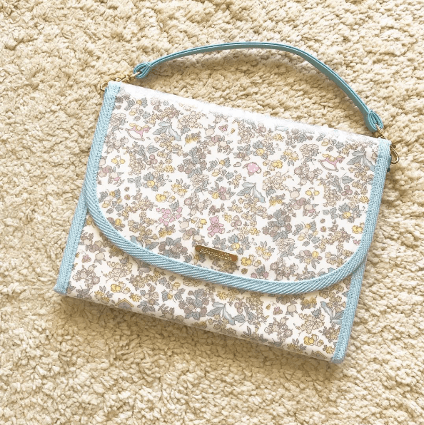 母子手帳の人気ブランド10選 無印 アニエスなど出産後も使えるおしゃれなものだけ くふうlive