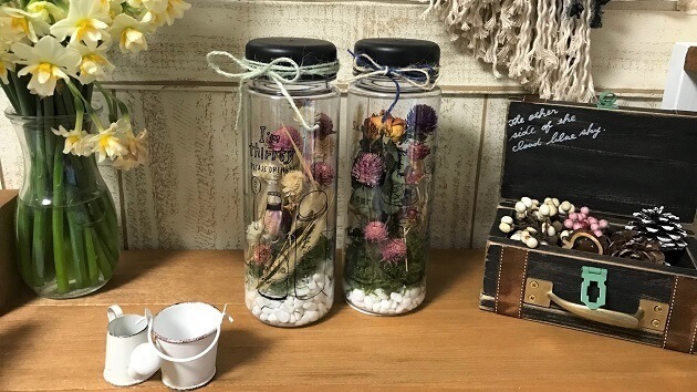 100均のウォーターボトルが 簡単に好きなテイストのインテリアに くふうlive