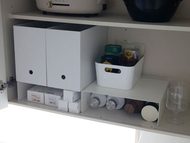 実は地味スゴ 無印良品っぽいけど 山崎実業タワー 収納ボックス下ラック で コの字 神収納デビュー くふうlive