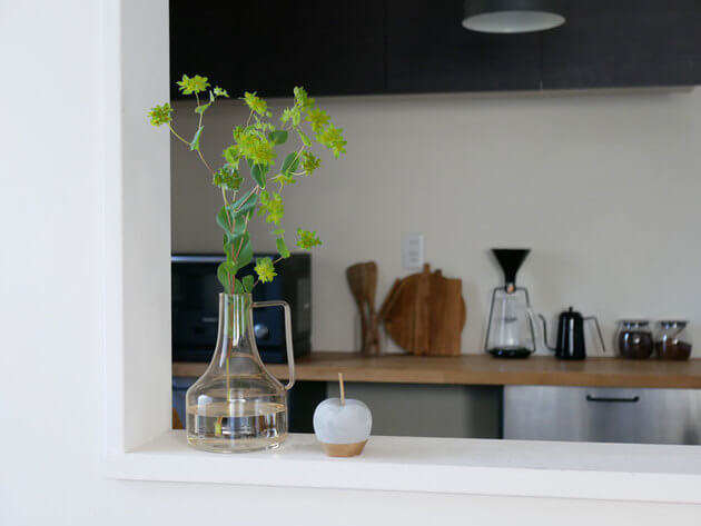 え もう花瓶に花を活けない まだ知らない フラワーベースの世界 ライトリー Glass 最新トレンドインテリア くふうlive