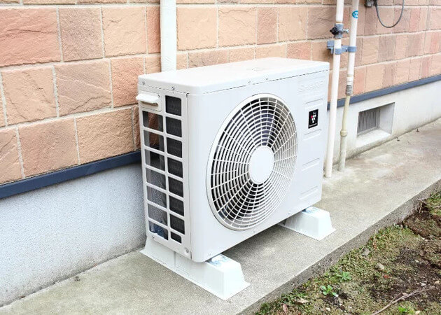 え 室外機に 貼るだけ でエアコンの電気代が浮く 不思議な室外機シールで節電 節約 くふうlive