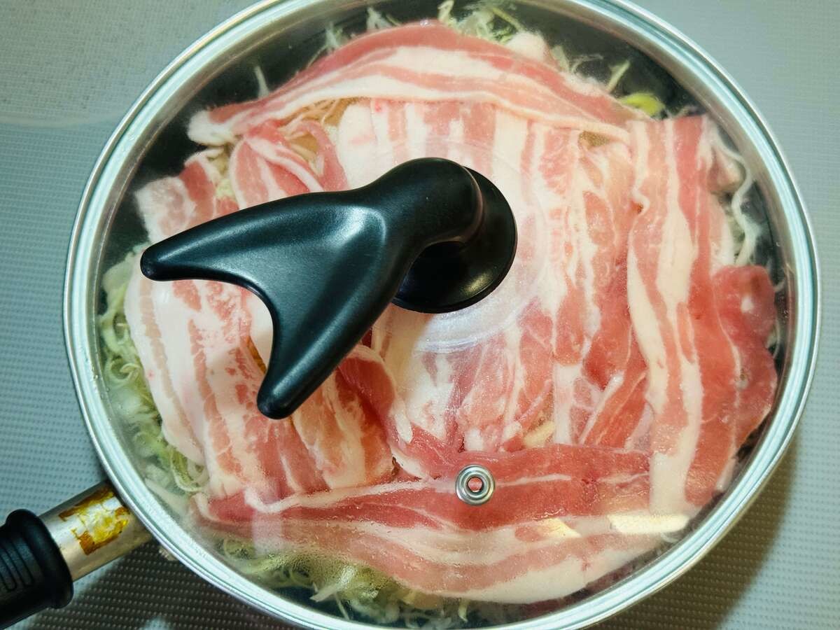 ギャル曽根「ライスペーパーお好み焼き」