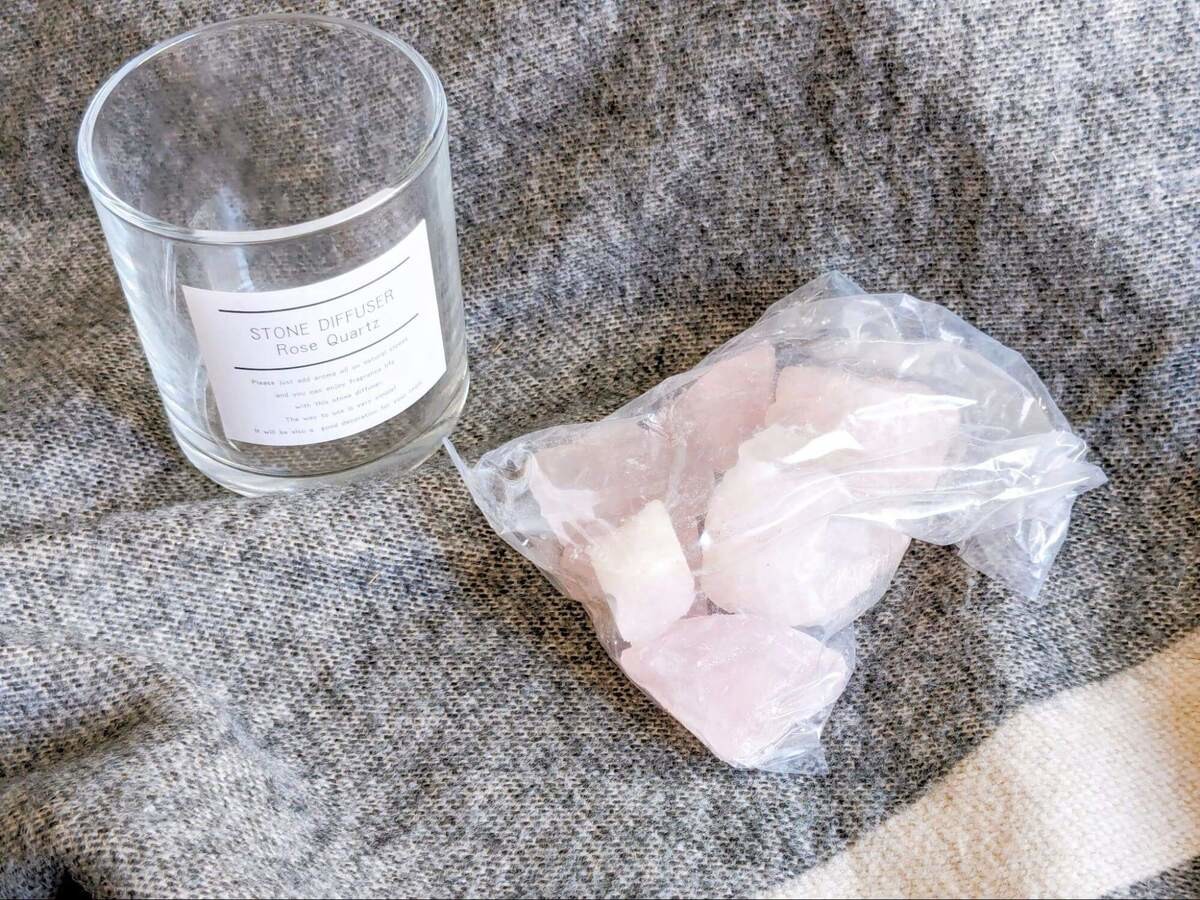 ダイソーのストーンディフューザー