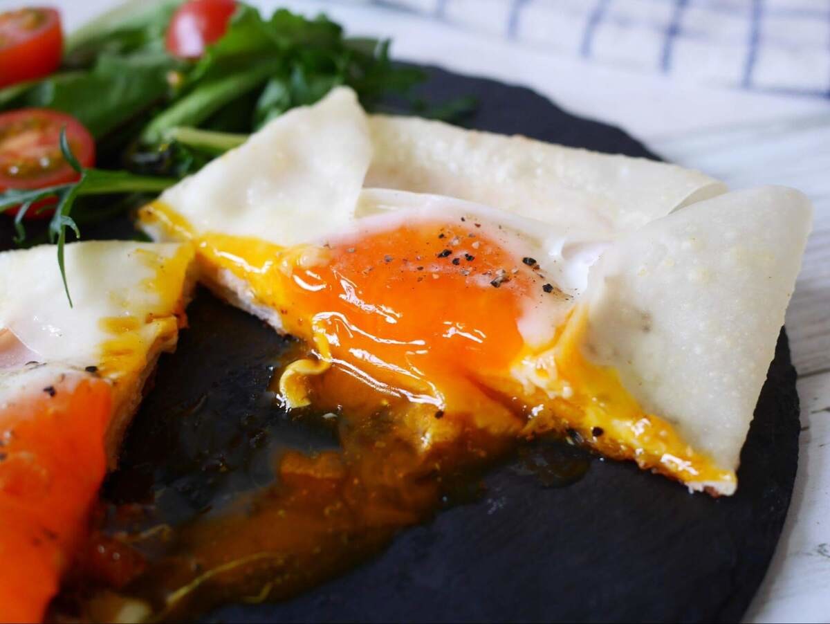 「巣ごもりハムエッグ」の作り方