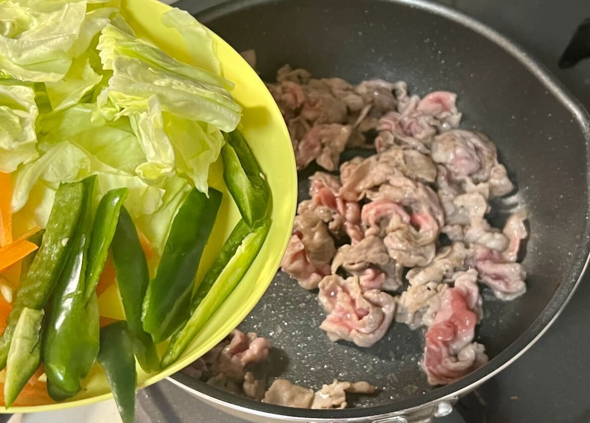 栗原はるみさん「野菜たっぷり焼きそば弁当」